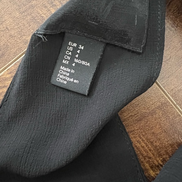 H&M Black Top - Picture 7 of 9